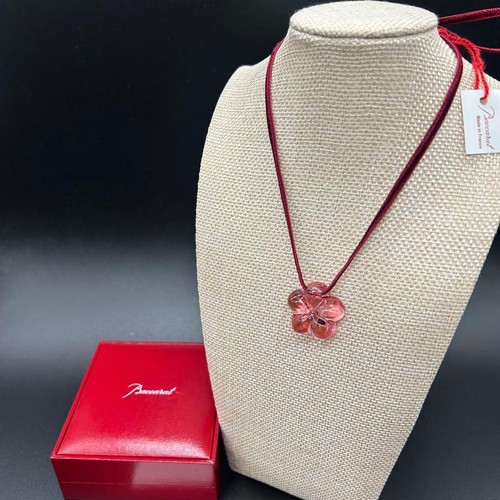 Pink crystal flower necklace - pink,